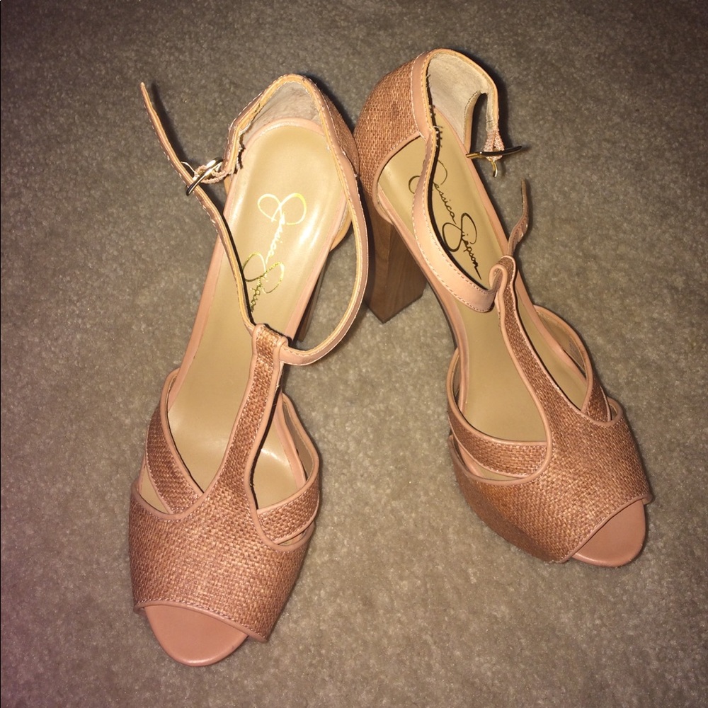Jessica Simpson high heels
