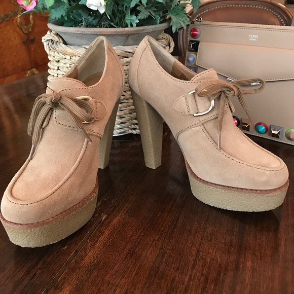 KORS Michael Kors Shoes - Michael Kors "Dusty"  tan suede bootie, size 5