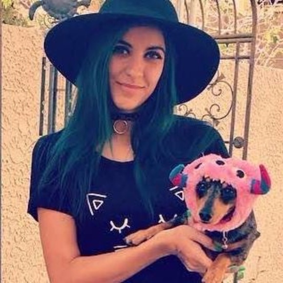 About me - Picture 2 of 5