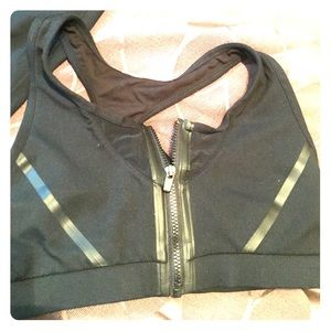 Fabletics sports bra