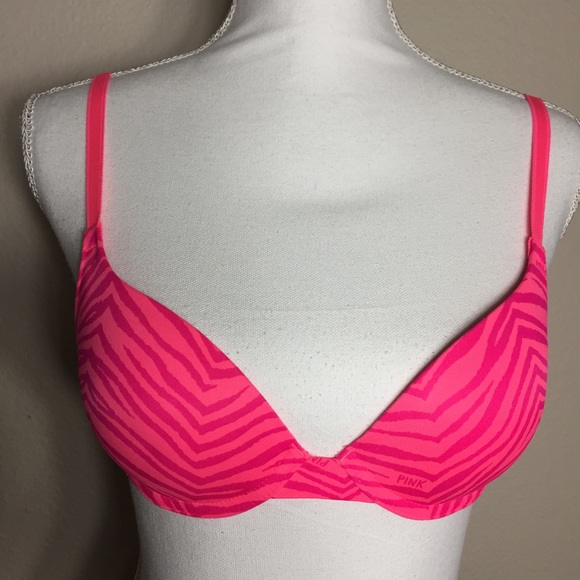 PINK Victoria's Secret Other - PINK Wear Everywhere Push-up Bra