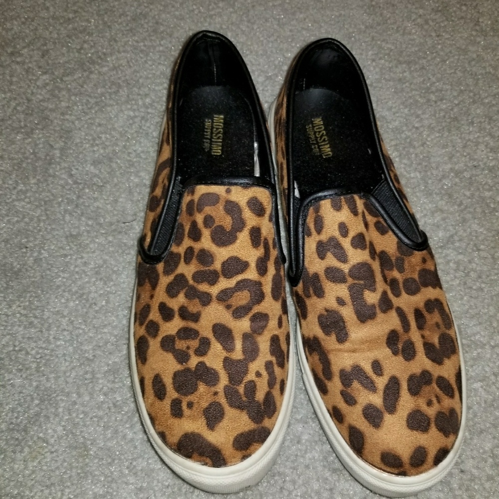 Mossimo sneakers