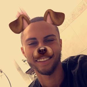 Meet your Posher, Devin