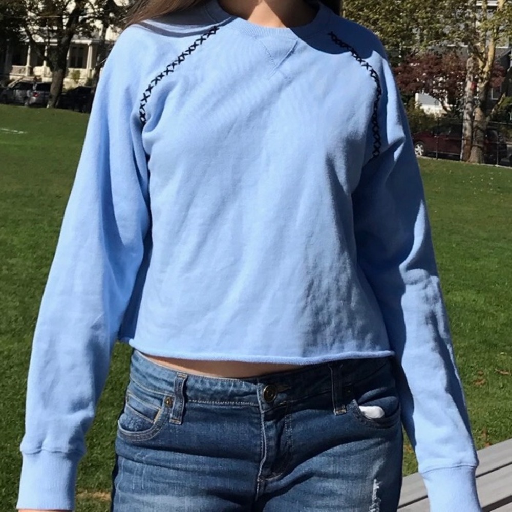 🍁CROPPED SWEATSHIRT W/ EMBROIDARY🍁