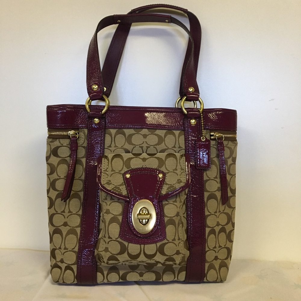 COACH SHOULDER BAG
