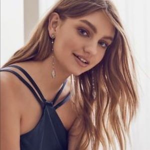 Kendra Scott Lane Earrings