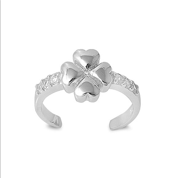 Jewelry - Four leaf clover toe ring