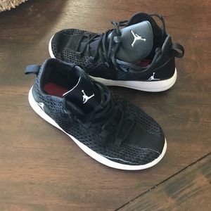 Boys Jordan's size 2