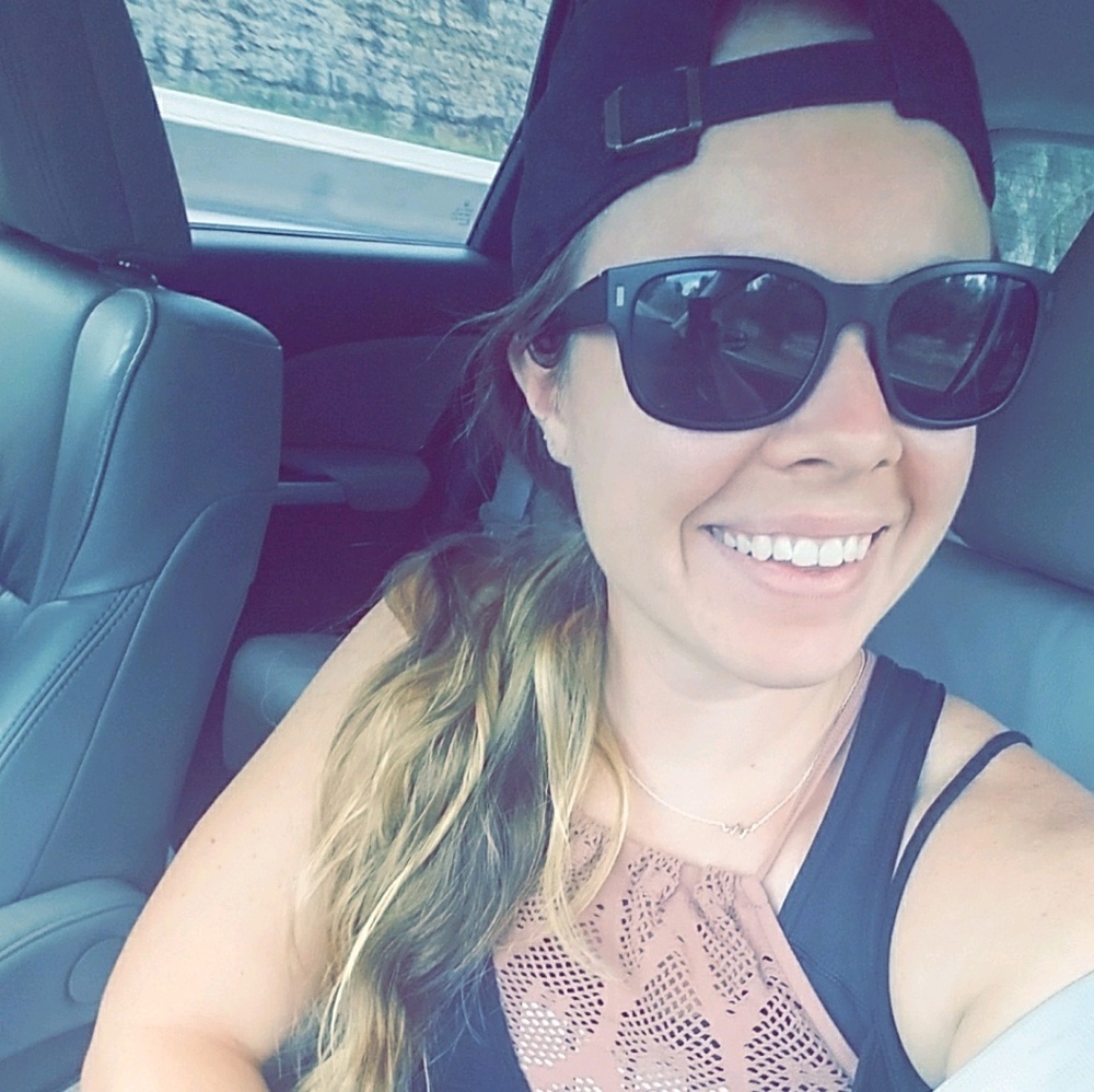 Meet your Posher, Olivia