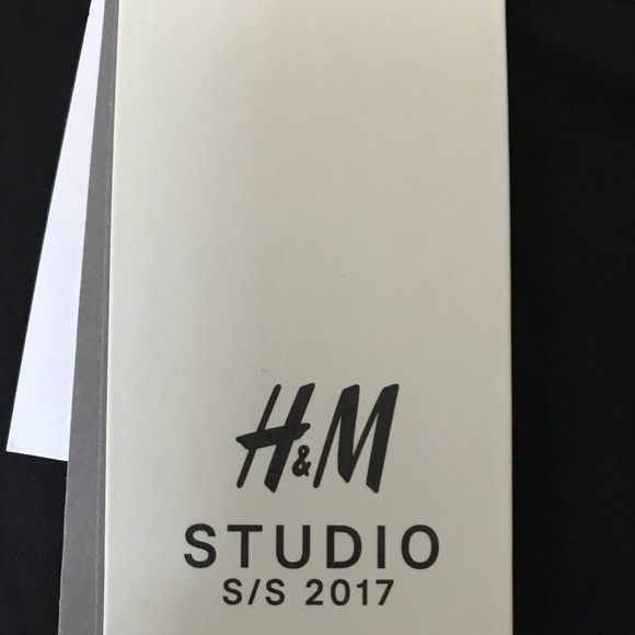 Blouse - Picture 5 of 6