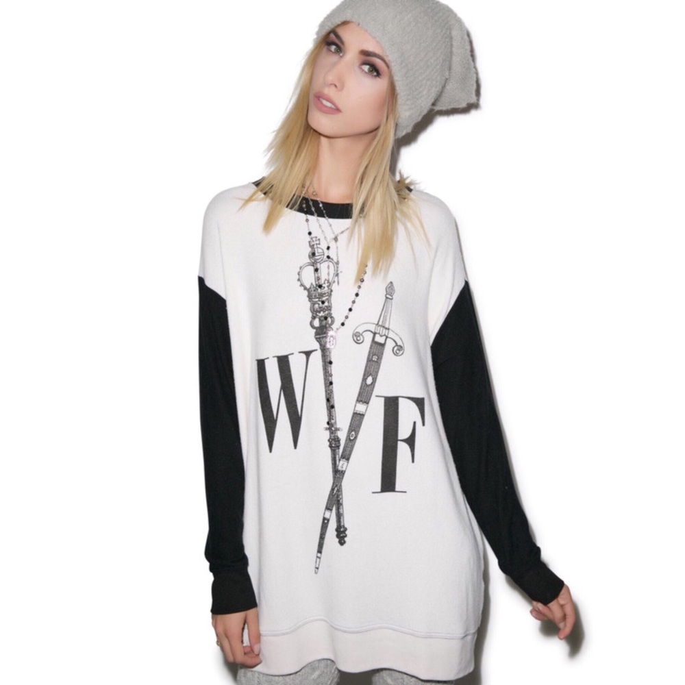 Wildfox Queen’s Court Roadtrip Sweater