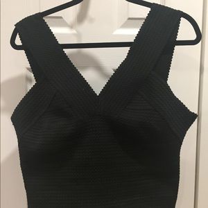 H&M brand new elastic black crop top sz L
