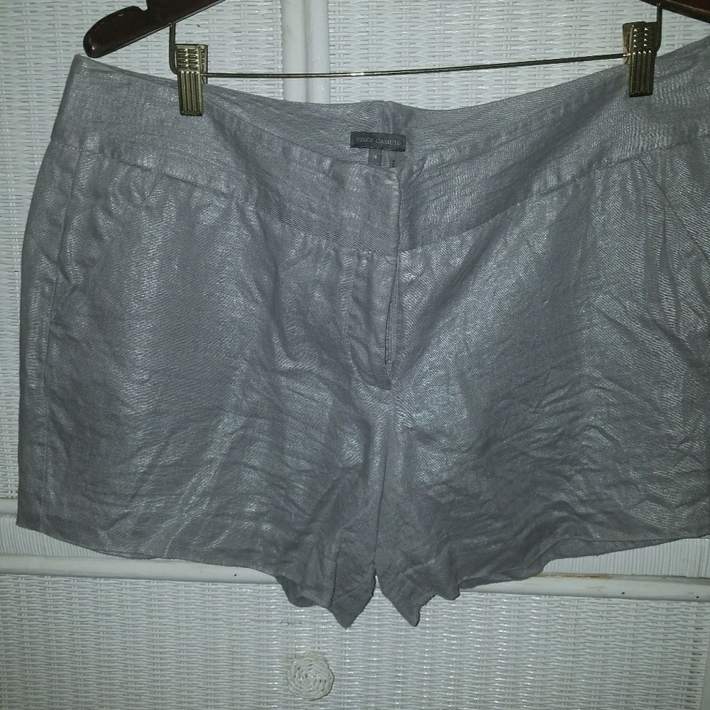 VINCE CAMUTO SHORTS