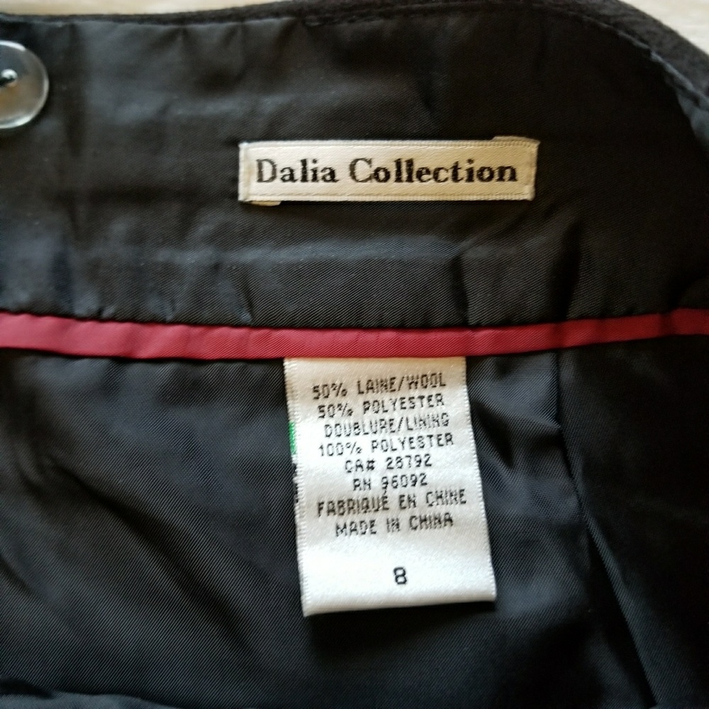 SOLD**Dalia Wool Blend Skirt! - Picture 2 of 4