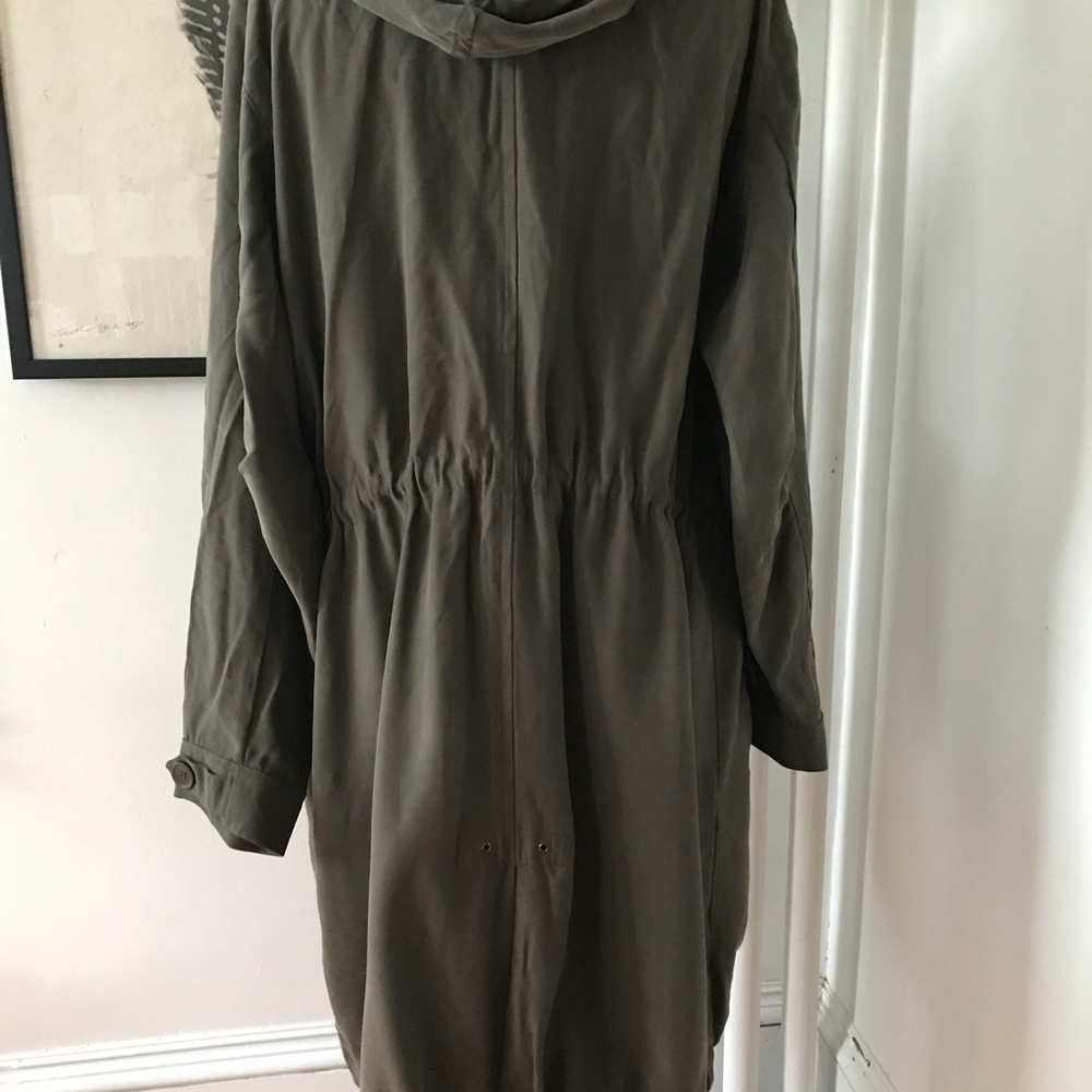 Jacket - Picture 2 of 5