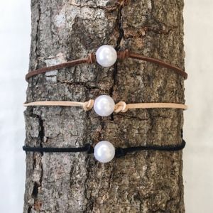 Suede Pearl Choker Suede Pearl Choker