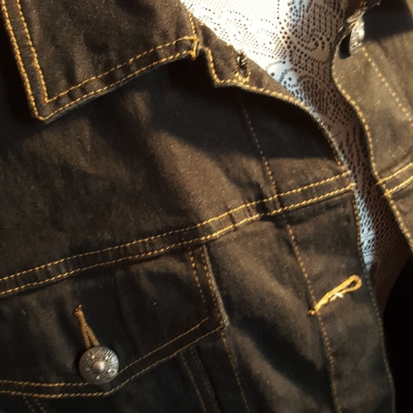 Jean jacket - Picture 4 of 4