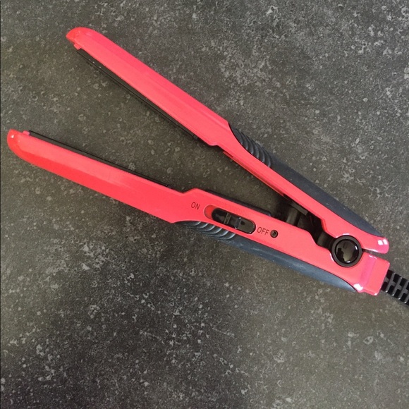 Accessories - Mini Travel of Hair Straightener
