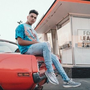 Meet your Posher, Felipe