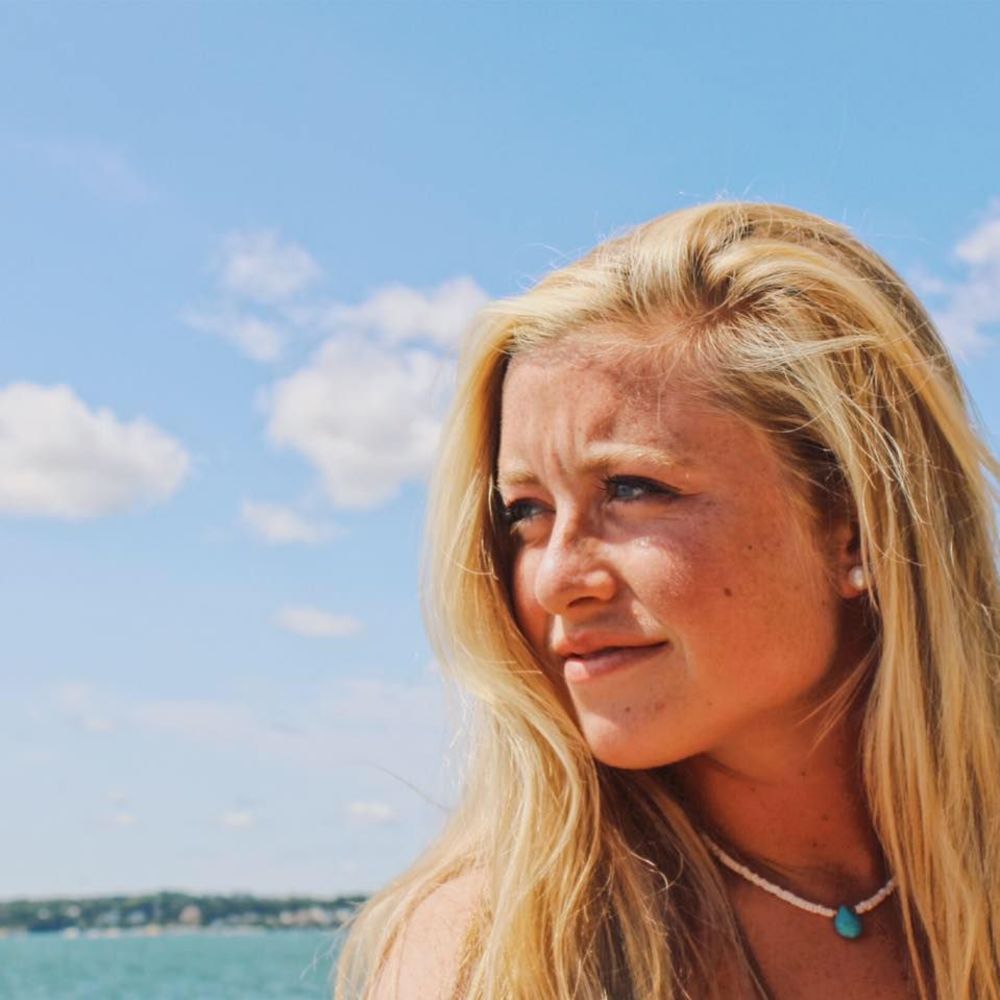 Meet your Posher, Courtney