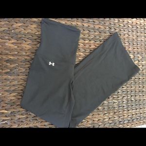 Under Armour yoga/exercise pants