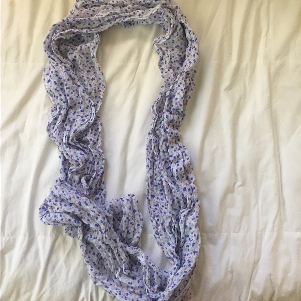 Infinity scarf