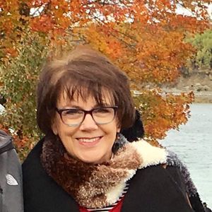 Meet your Posher, Kelley