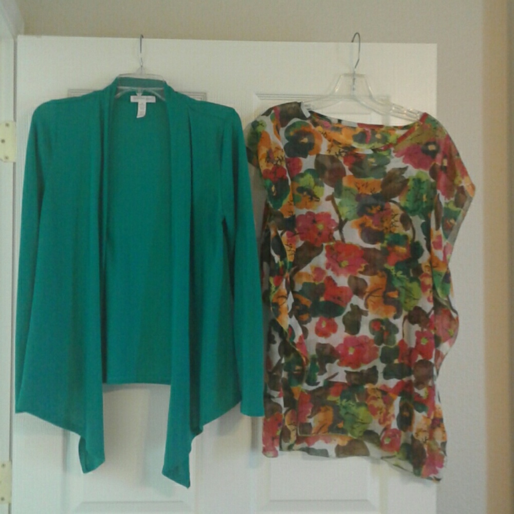 ..⤵Reduced Price!! Blouse & shawl jacket bundle