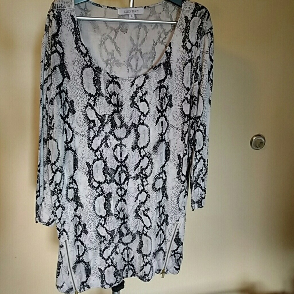 Women's 3/4 sleeve shirt