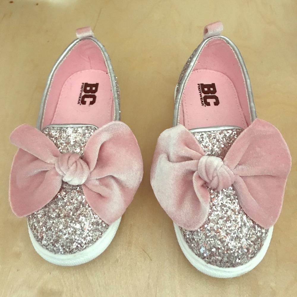 BC footwear Flats/Sneakers Size 10