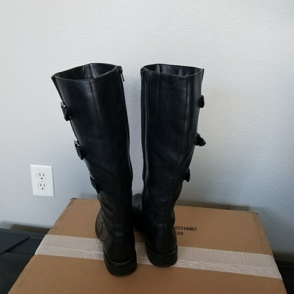 Boots - Picture 2 of 4