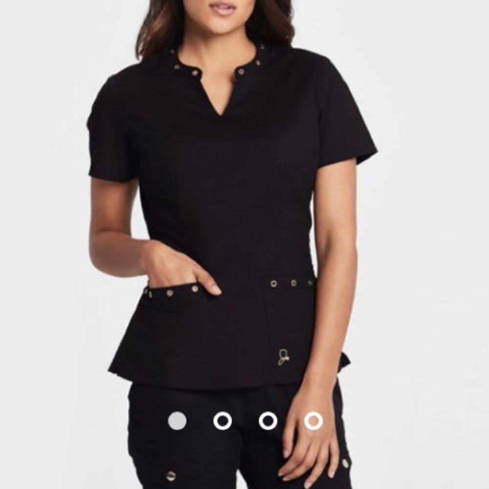 Jaanuu brand scrub top