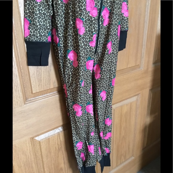 Daizies By Target Women's Pajama Onesie - Picture 3 of 5