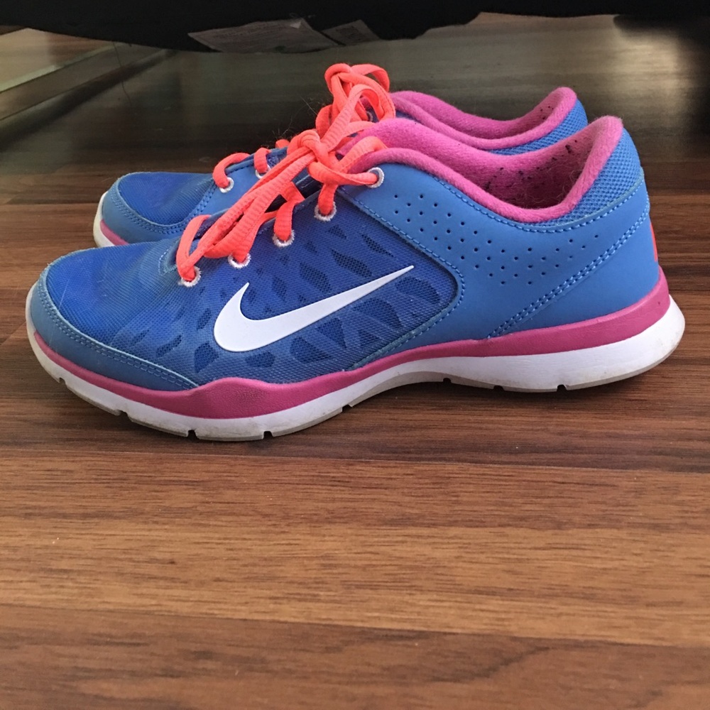 Women’s Nike running shoes