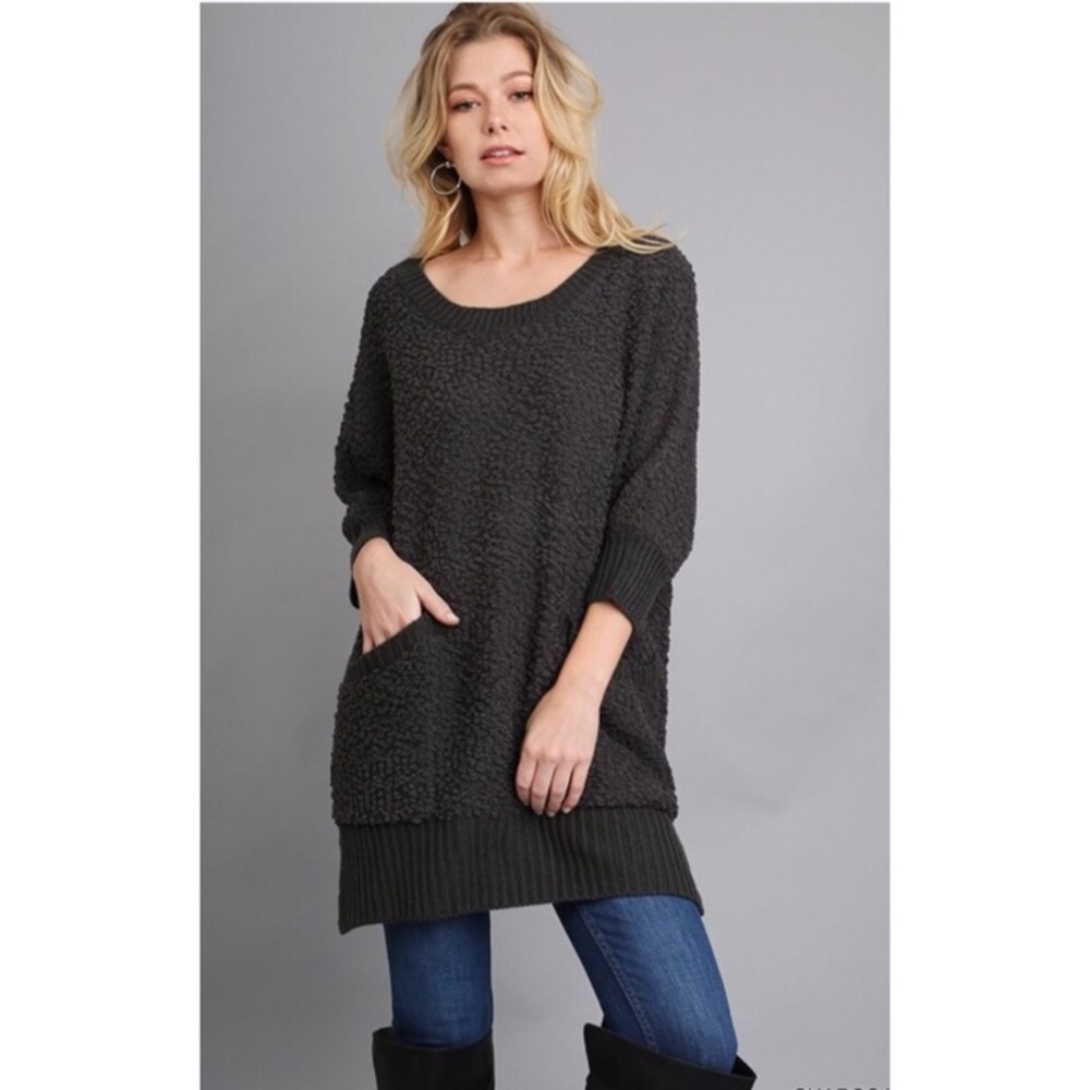 SALE! Charcoal Oversized Sweater w/Pockets