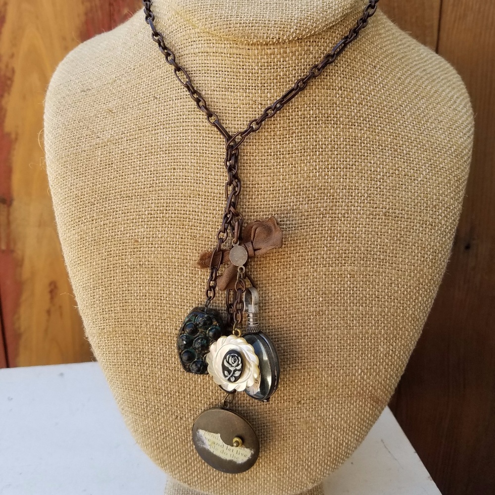 Vintage style handmade necklace