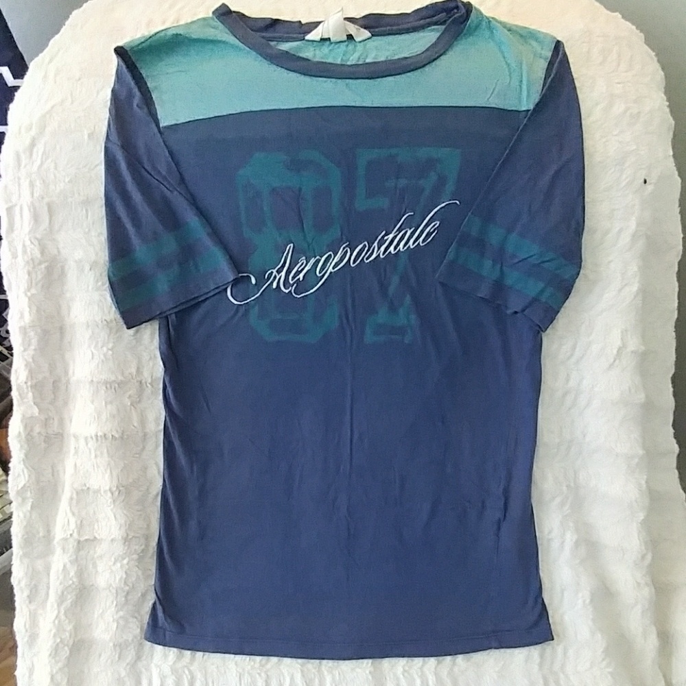 Aeropostale tee