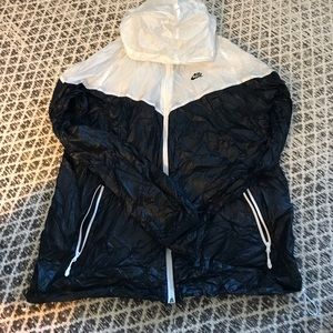 Men’s Nike windbreaker