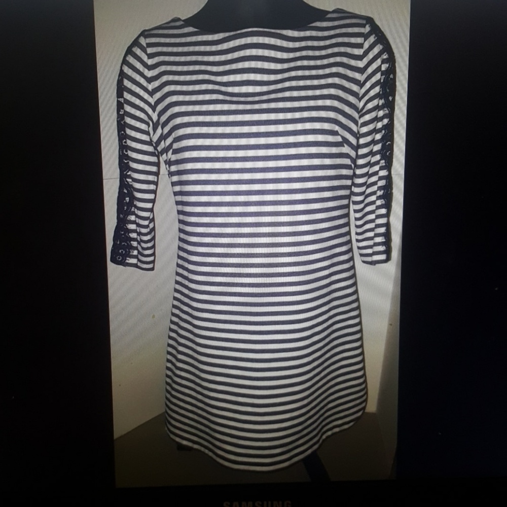 Eliza J striped shift dress size 8