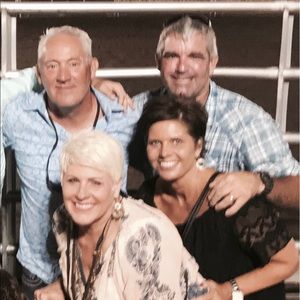 Meet your Posher, Elizabeth