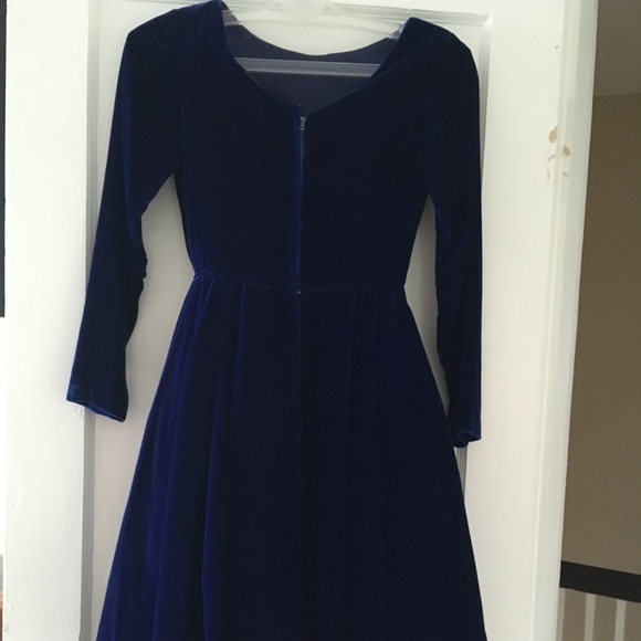 Vintage Brilliantly Blue Velvet Dress - Picture 5 of 8