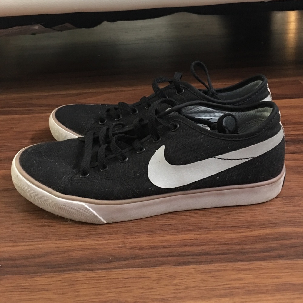 Women’s Nike Sneakers