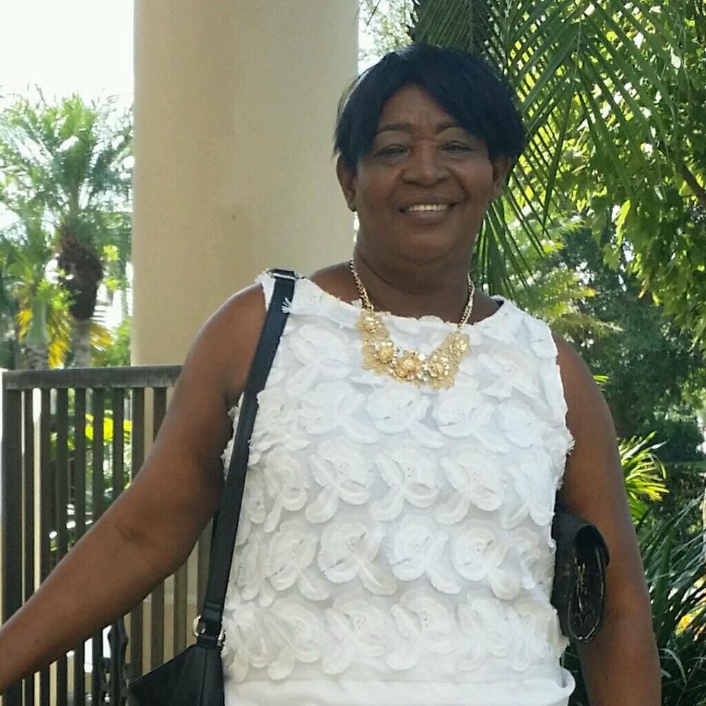 Meet your Posher, Claudette