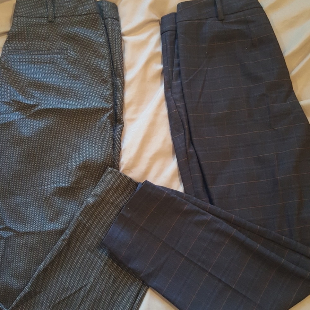 **Sold**Zara Cropped Trousers