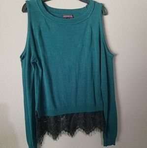 Cold shoulder blue top w/Lace