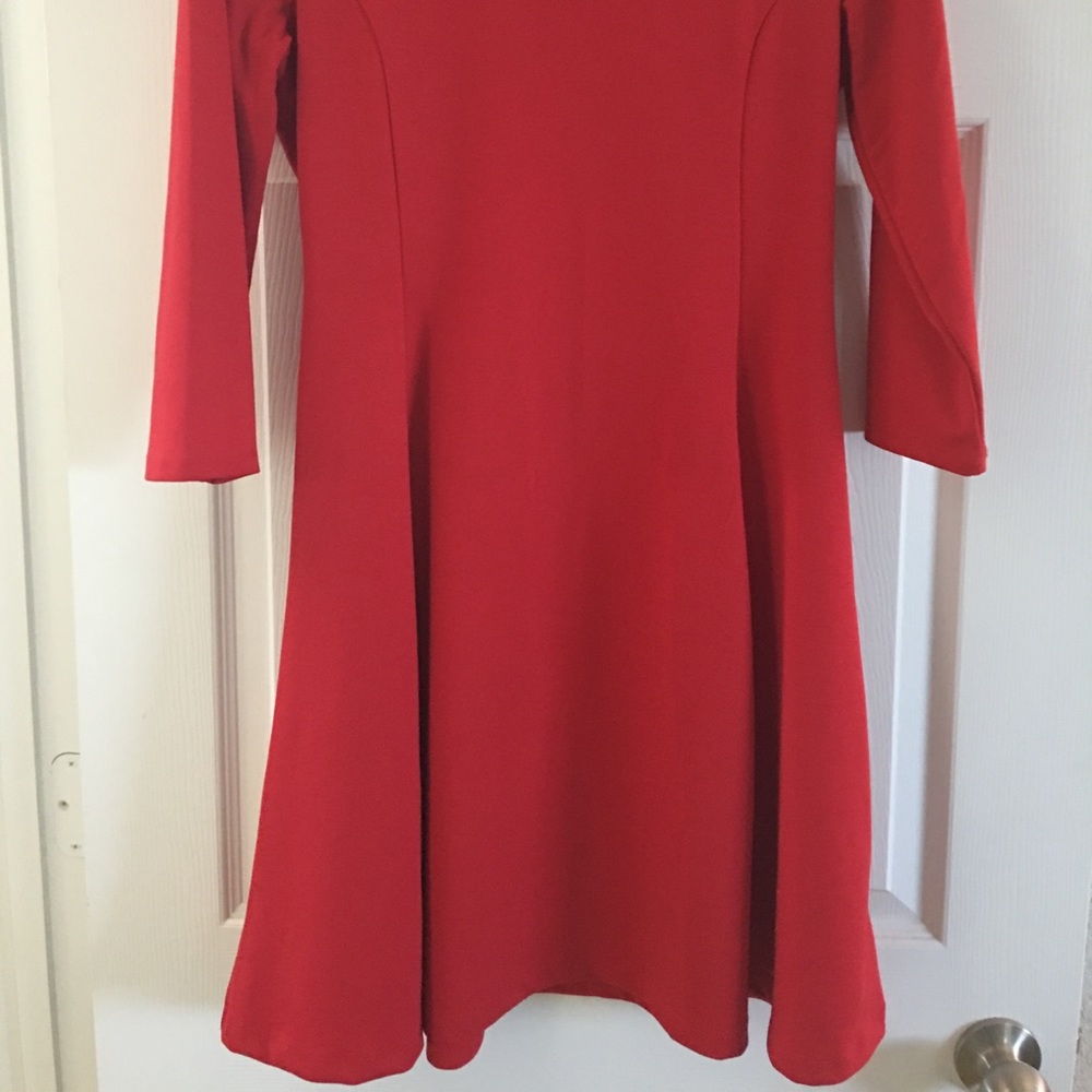 Red Dress - Picture 2 of 3