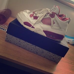 Air Jordan 4 retro