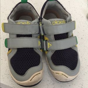 Plae boys shoes