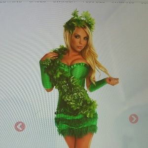 Poison ivy costume