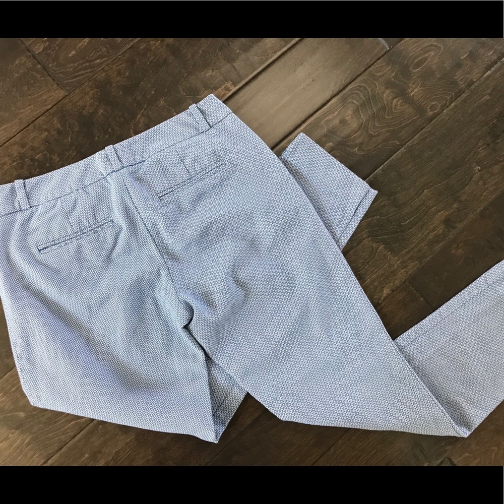 Limited skinny crops